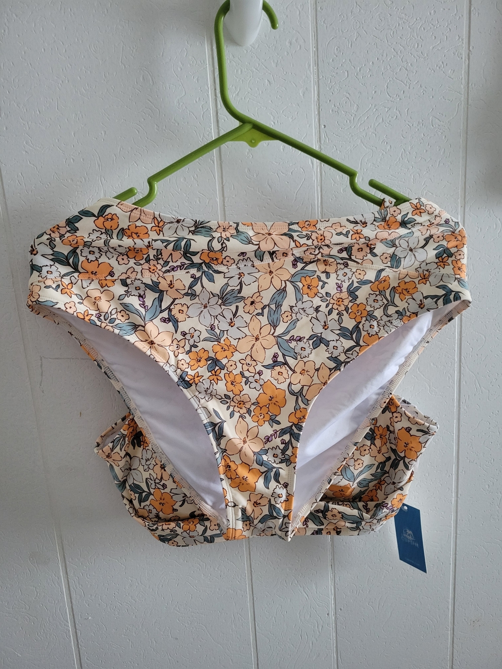 Cupshe Yellow Floral Bikini Top with Cream and Green Accents - Picture 4 of 4